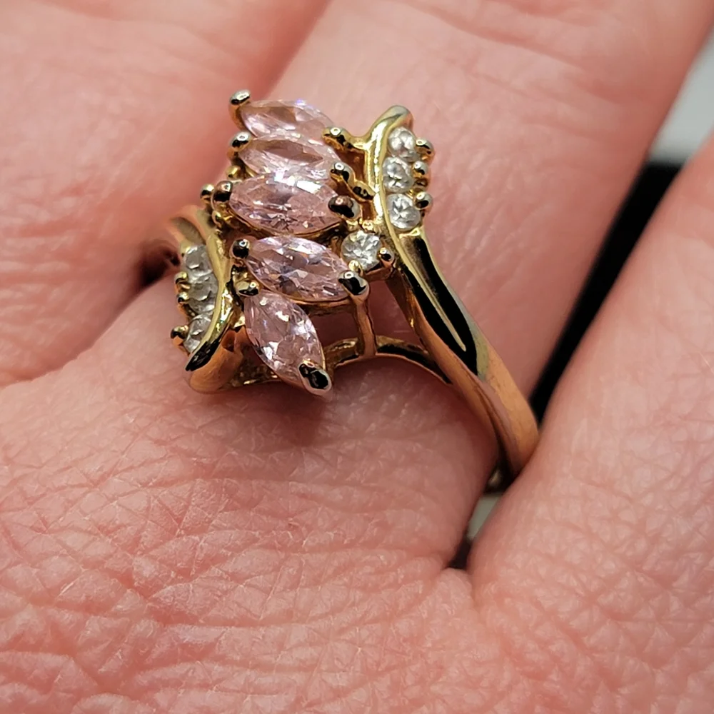 Vintage Bypass Marquise Pink Gem Simulated Diamond Gold Tone Ring - Picture 9 of 10